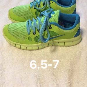 Nike women’s size 6.5-7
